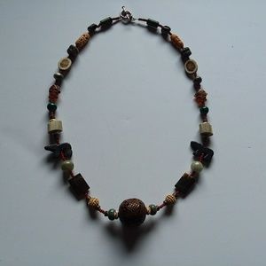14" Antique NATIVE American Fetish necklace